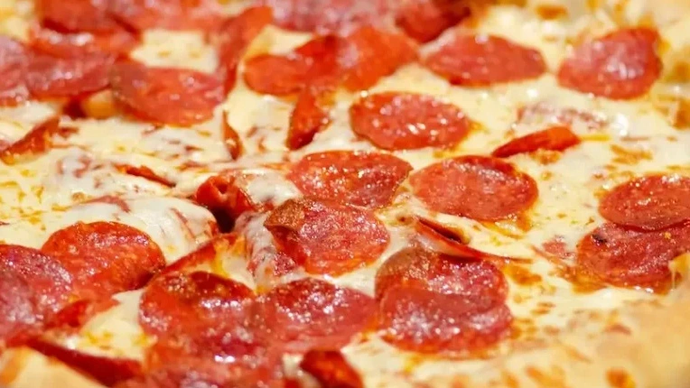 Pizza Pepperoni